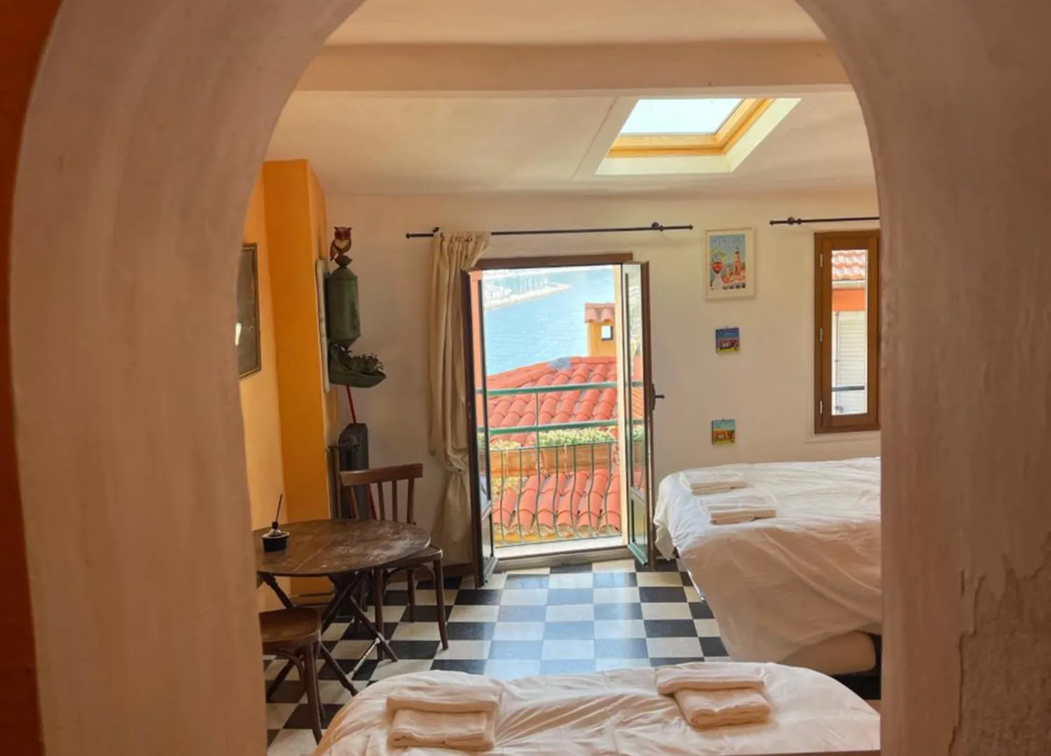House Old Town 50M Beach&Shop Menton 0*,  France